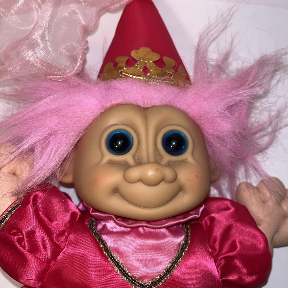 VTG Russ Penelope Berrie Pink 15” Troll Doll 90’s Renaissance Style Dress